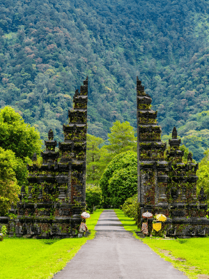 MEET THE TRANQUIL BEACHES AT BALI