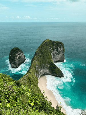 EXPLORE THE ENCHANTING WONDERS OF BALI